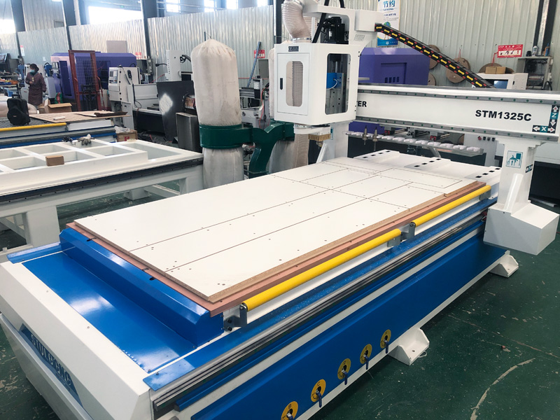 4x8 用于櫥柜制造的數控雕刻機 4x8 用于櫥柜制造的數控雕刻機